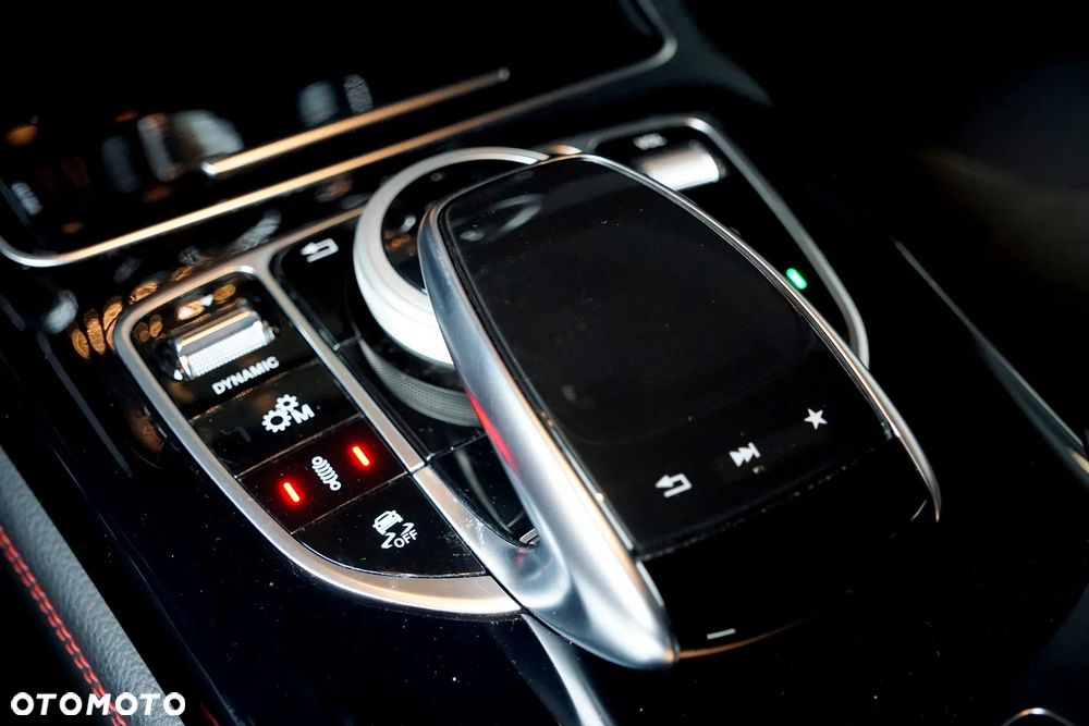 Mercedes-Benz GLC AMG 43 4Matic 9G-TRONIC - 39