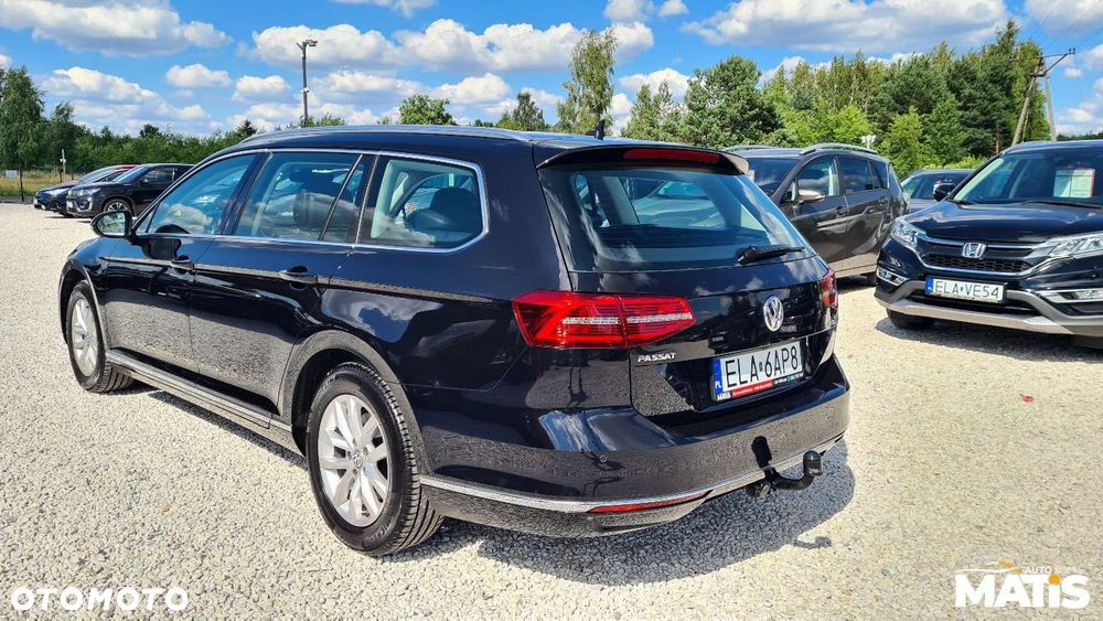 Volkswagen Passat - 2