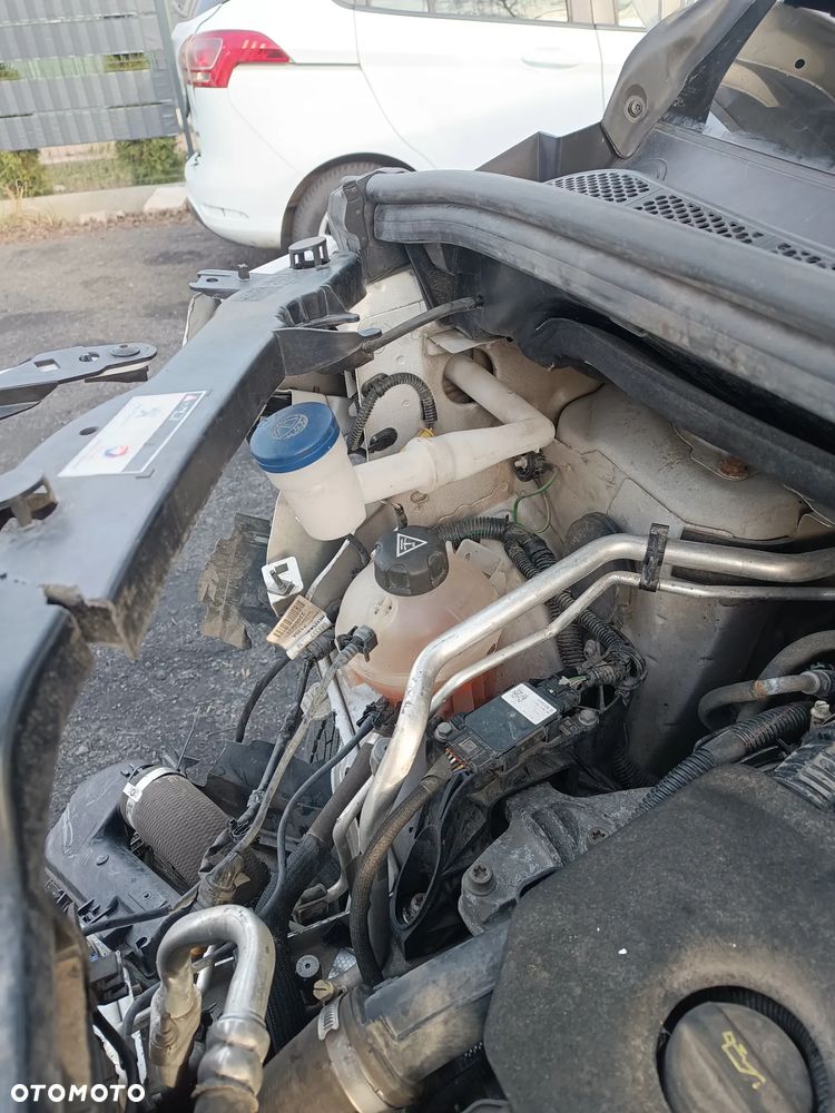 Peugeot Rifter 1.5 BlueHDI Allure Pack S&S - 6