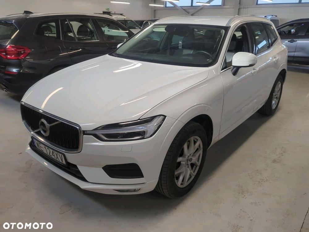 Volvo XC 60 T4 Momentum Pro - 2