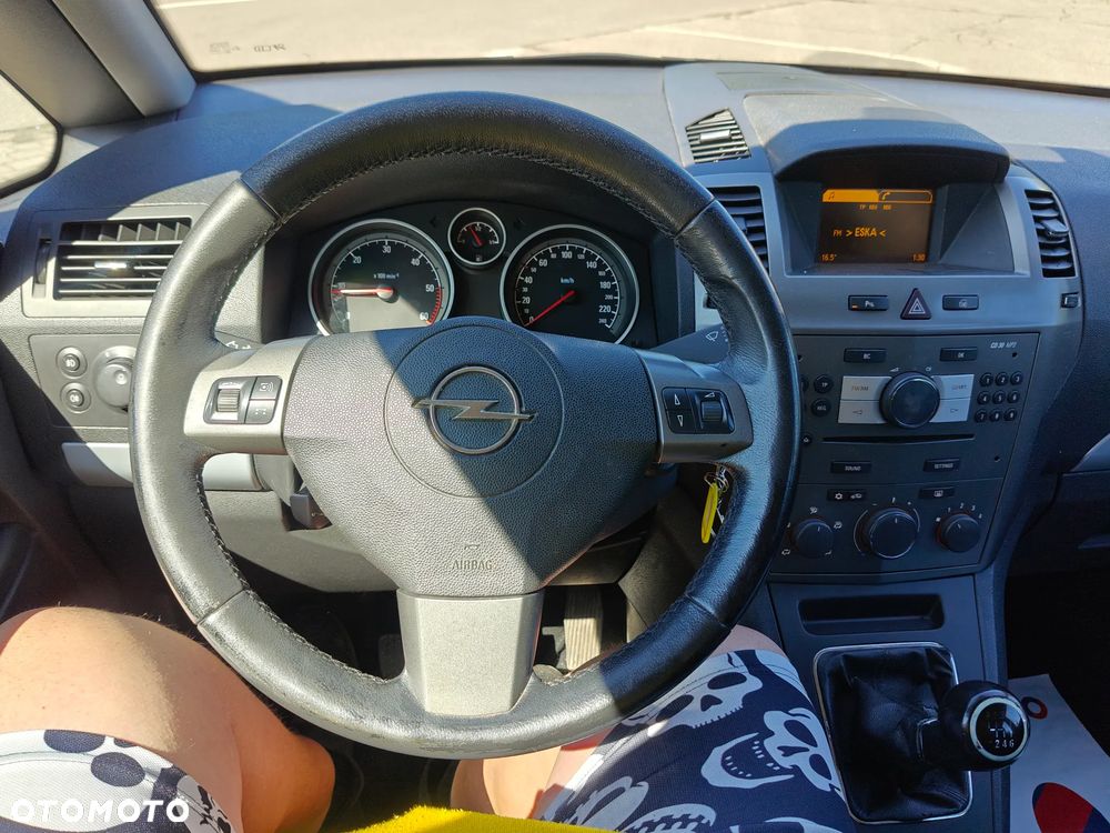 Opel Zafira 1.9 CDTI Cosmo - 22