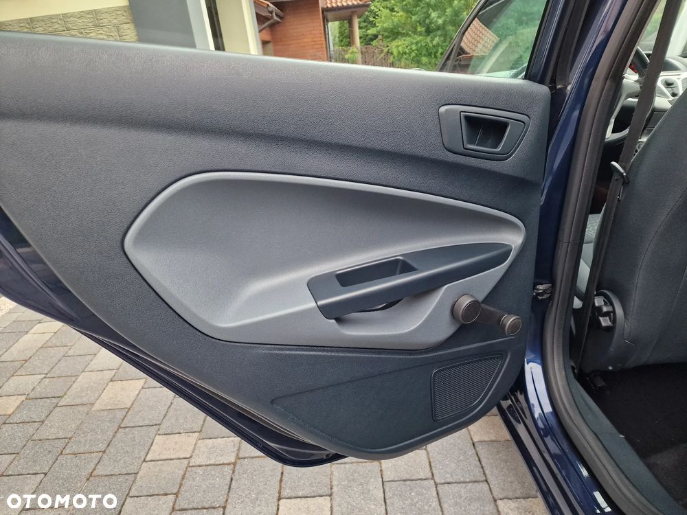 Ford Fiesta 1.25 Titanium EU5 - 20