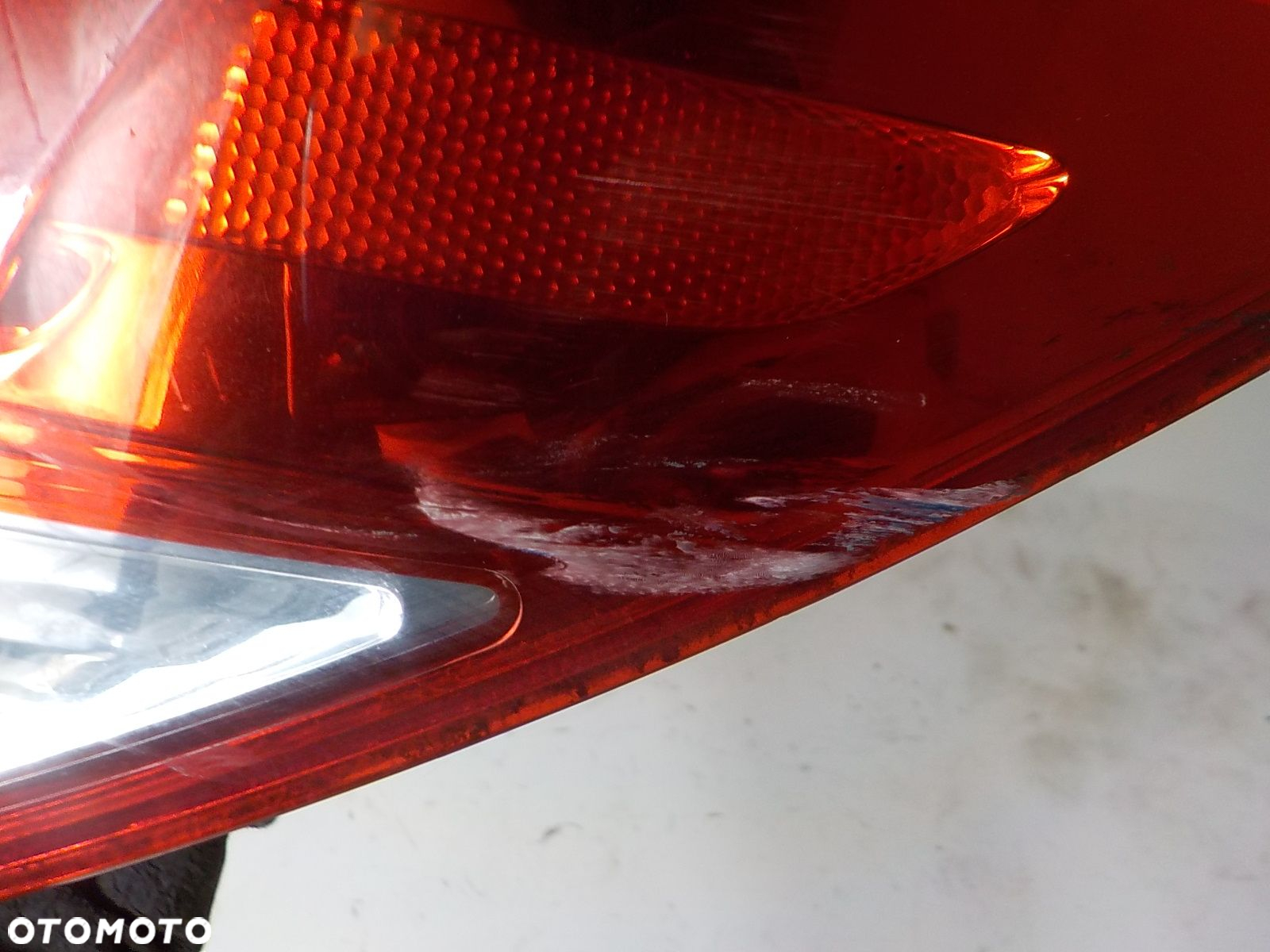 PEUGEOT 207 HB LIFT LAMPA PRAWA TYŁ TYLNA 96893522ZR - 3