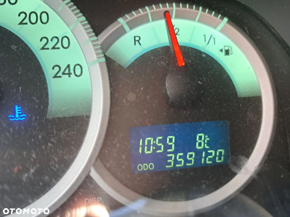 Toyota Corolla Verso 1.8 Sol + 7os - 9