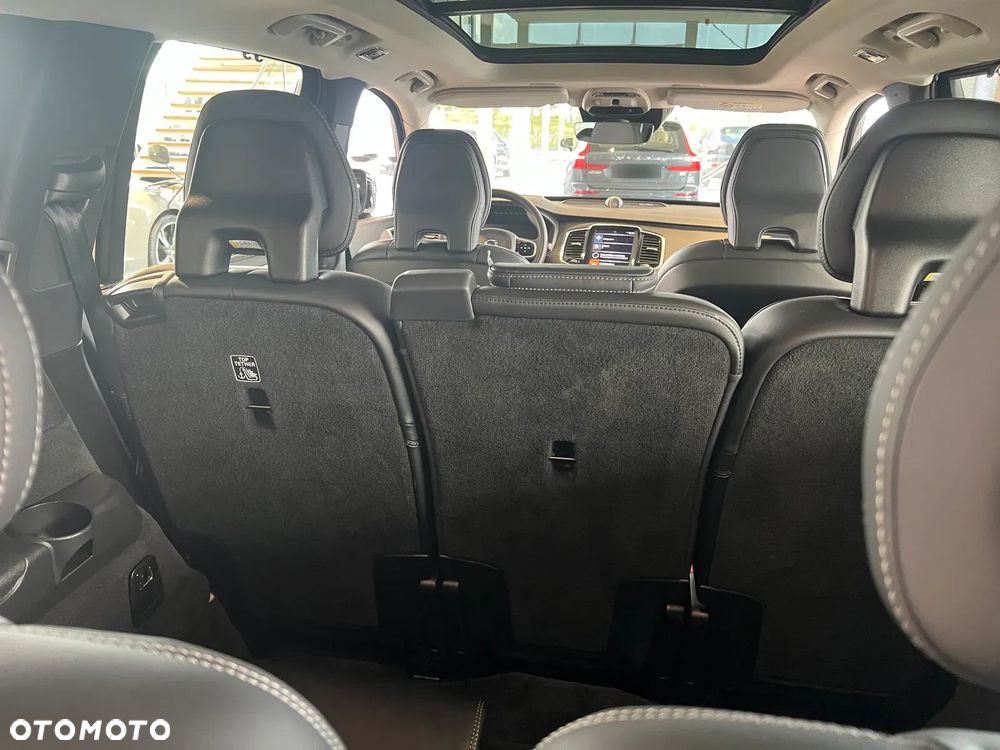 Volvo XC 90 B5 D AWD Ultimate Dark 7os - 10