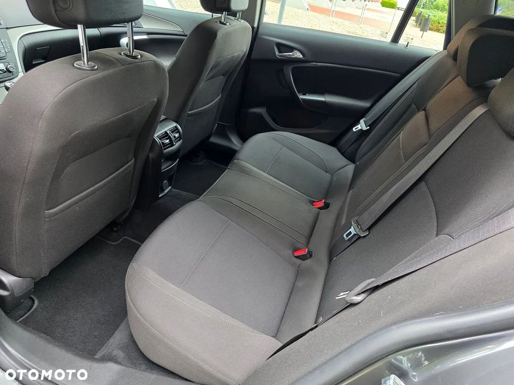 Opel Insignia 1.4 T Edition S&S - 8