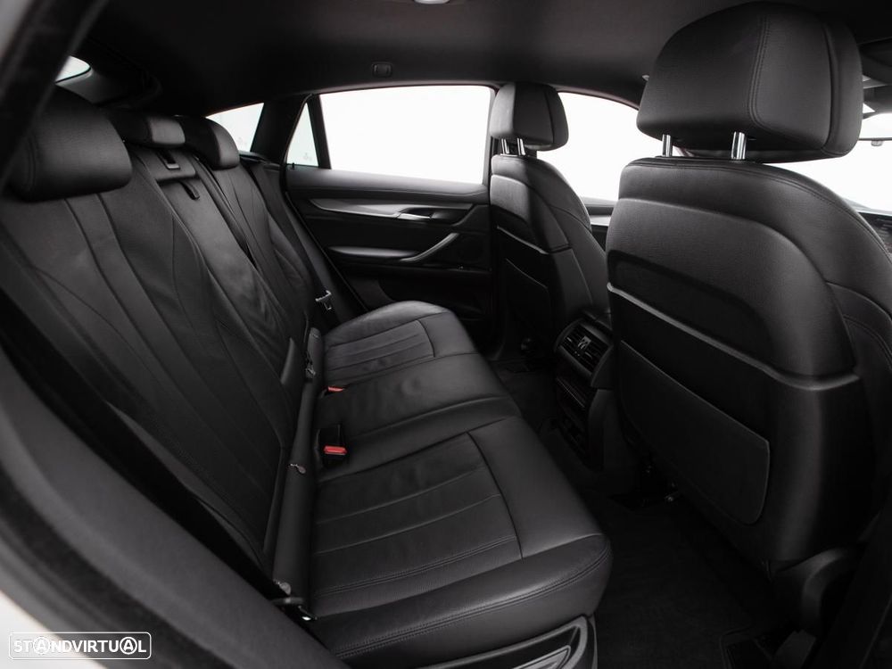 BMW X6 M50 d xDrive - 12