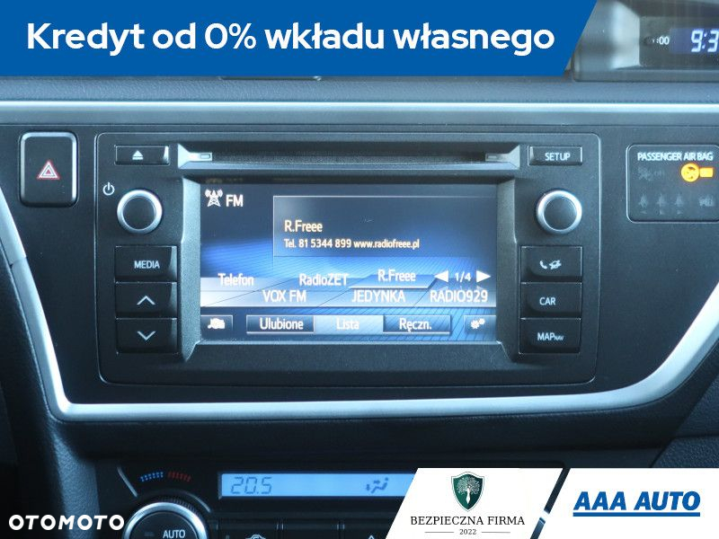 Toyota Auris - 13