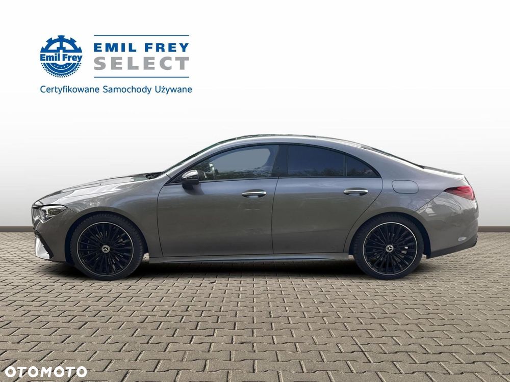 Mercedes-Benz CLA - 4