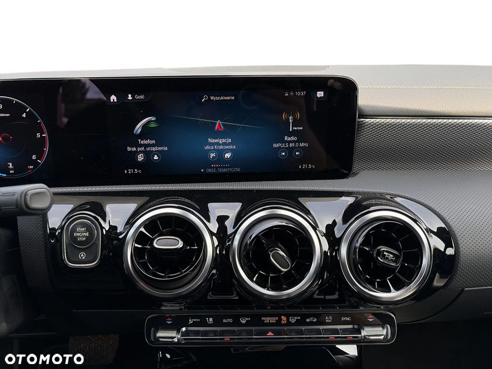 Mercedes-Benz CLA 180 d Progressive 8G-DCT - 22