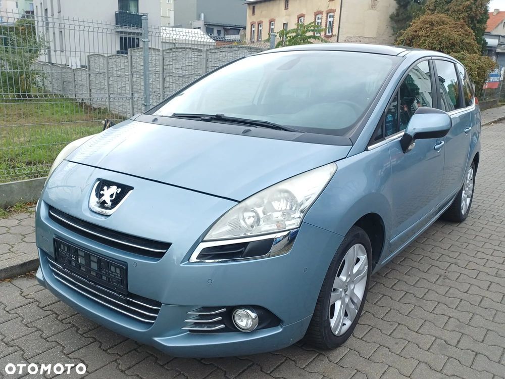 Peugeot 5008 155 THP Family Plus - 2