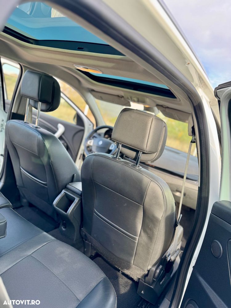 Renault Megane Grandtour ENERGY dCi 110 Start & Stopp Bose Edition - 11