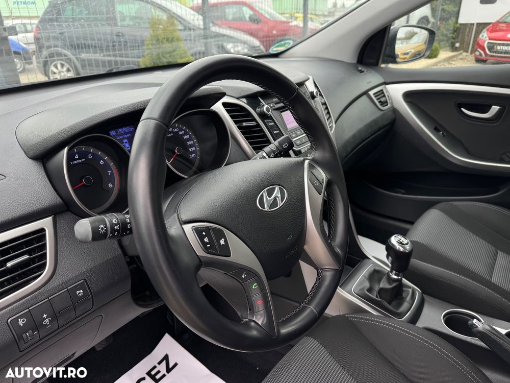 Hyundai i30 1.4 Classic - 19
