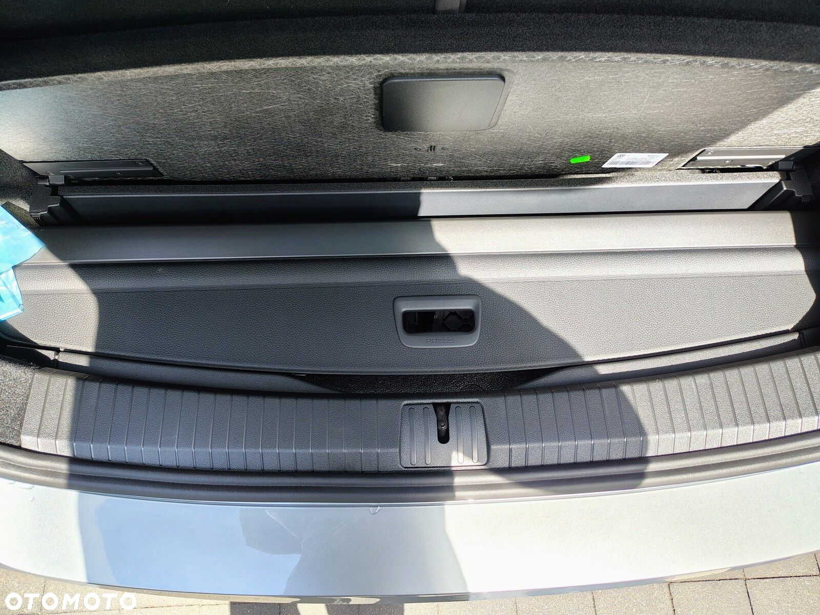 Volkswagen Touran - 10