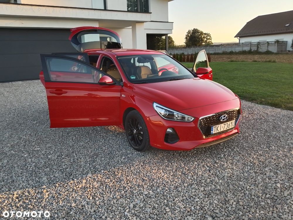 Hyundai i30 blue 1.4 Classic - 5