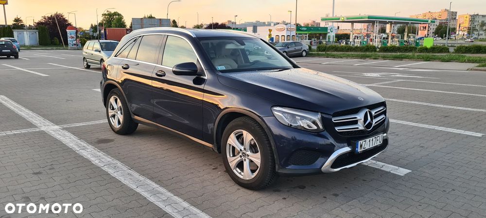 Mercedes-Benz GLC - 9