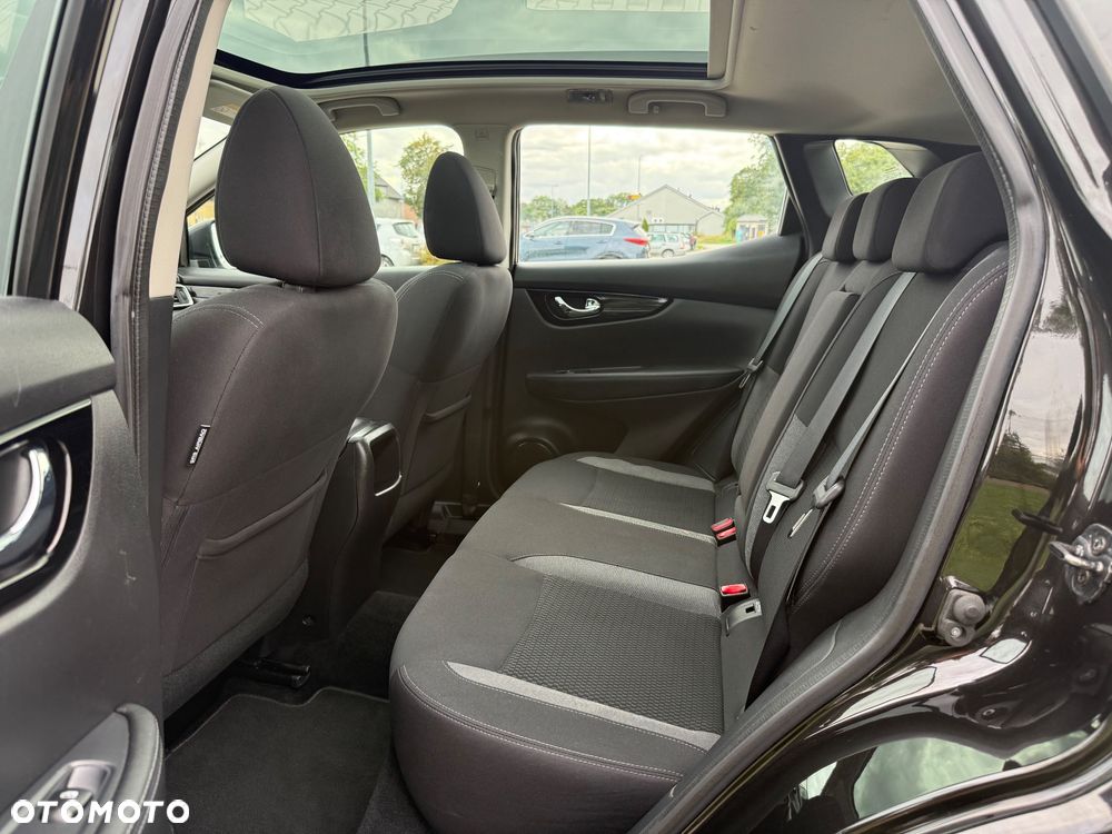 Nissan Qashqai 1.3 DIG-T Tekna - 23