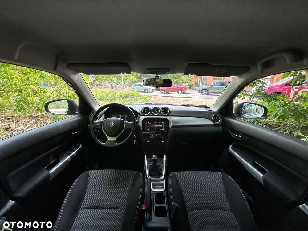 Suzuki Vitara 1.6 Premium 2WD - 17