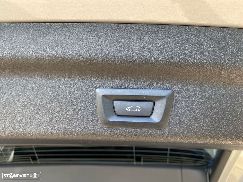 BMW iX1 eDrive20 xLine - 18