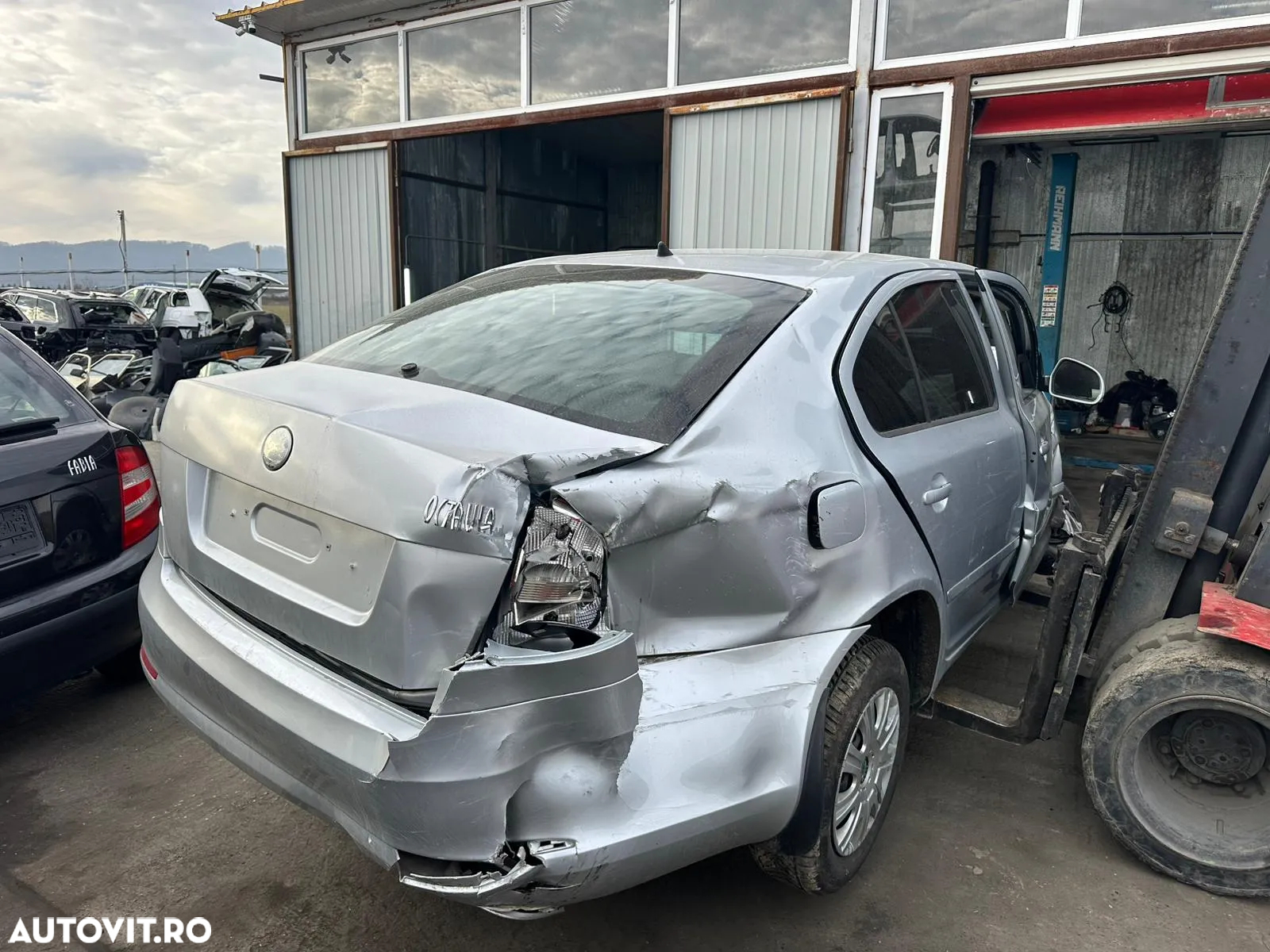 Dezmembrari Skoda Octavia 2 Facelift 1.6 tdi CAYC - 2