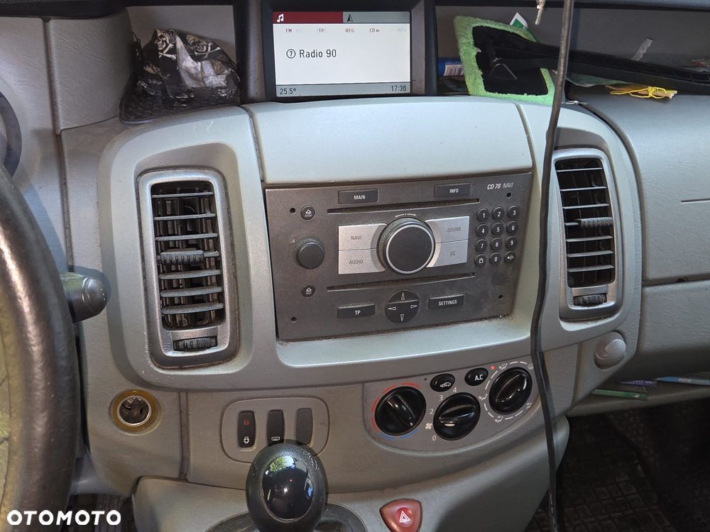 Opel Vivaro L1H1 Tour - 11