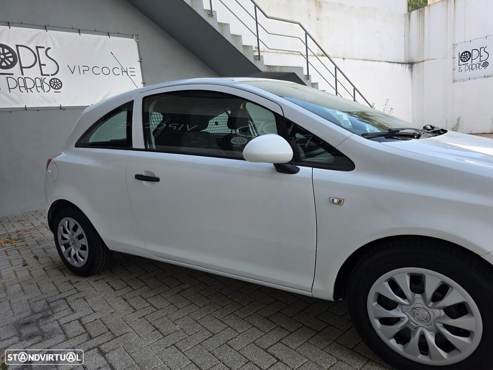 Opel Corsa Van - 24