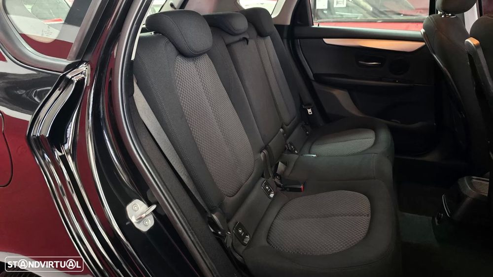 BMW 216 Active Tourer d Advantage Auto - 42