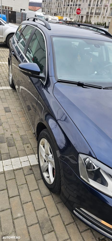 Volkswagen Passat 2.0 TDI Blue TDI Comfortline - 4