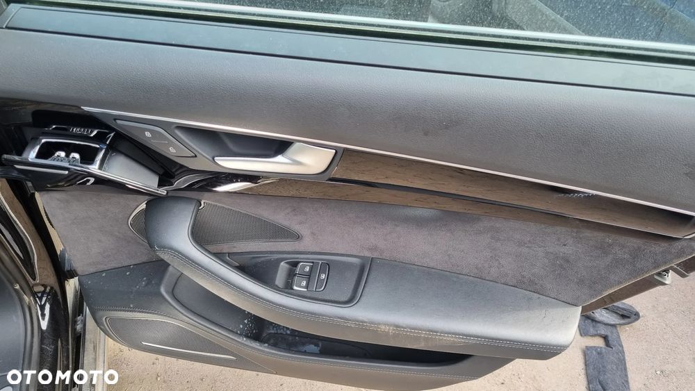 Audi A8 3.0 TDI DPF clean quattro tiptronic - 23