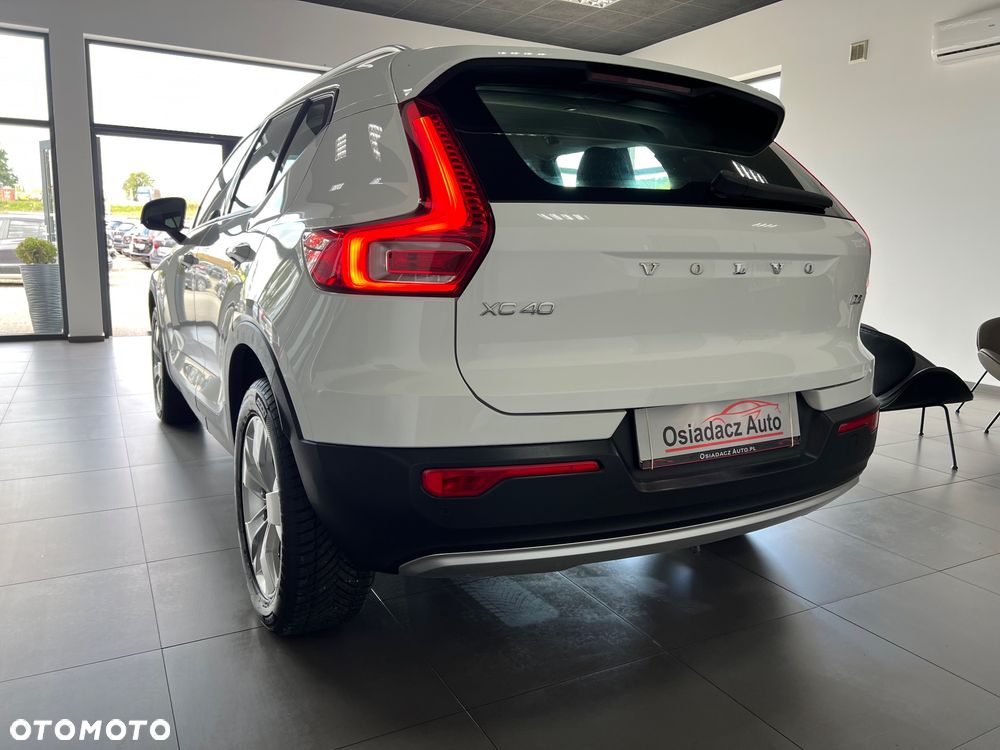 Volvo XC 40 - 4