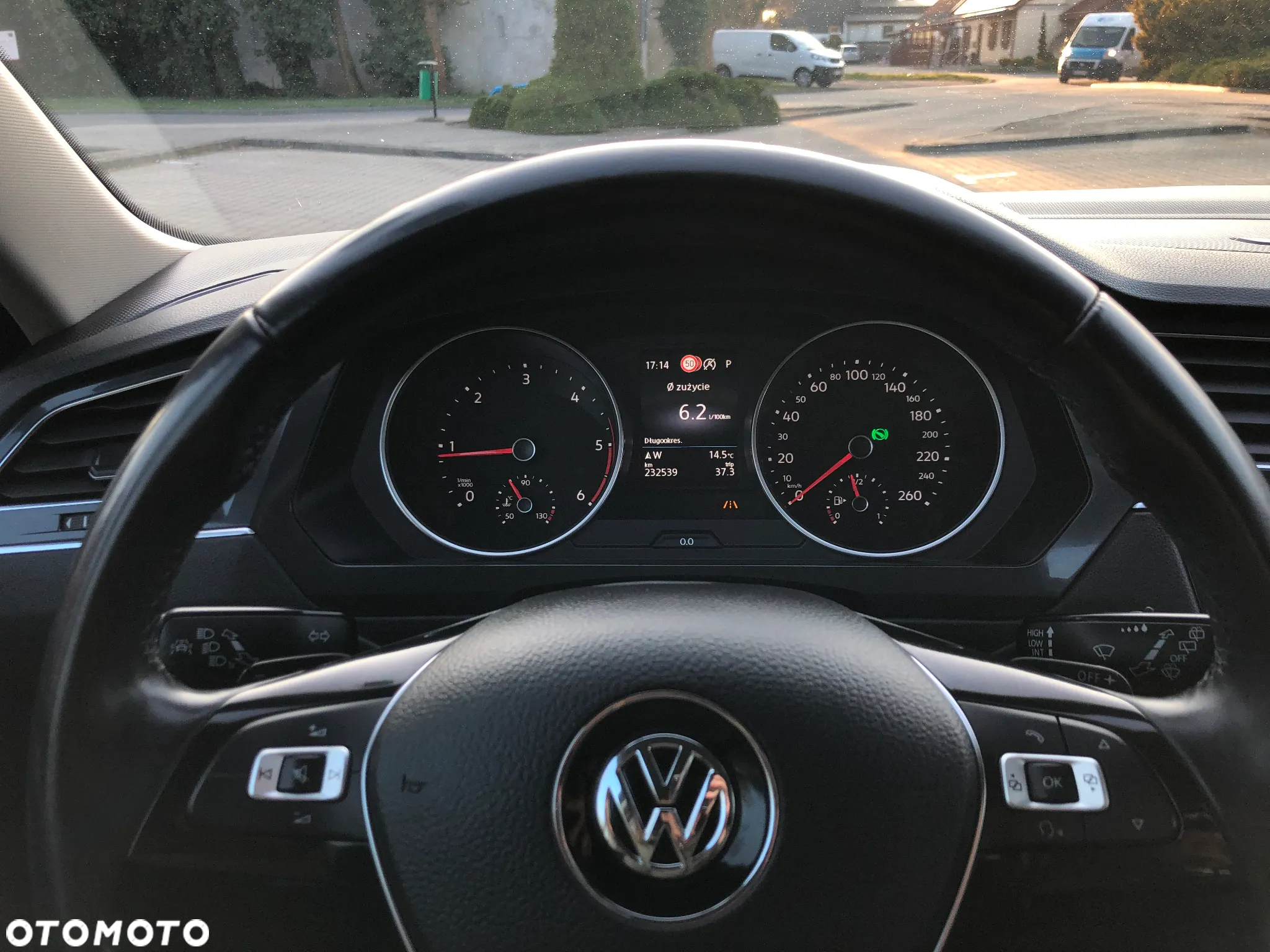 Volkswagen Tiguan Allspace - 18