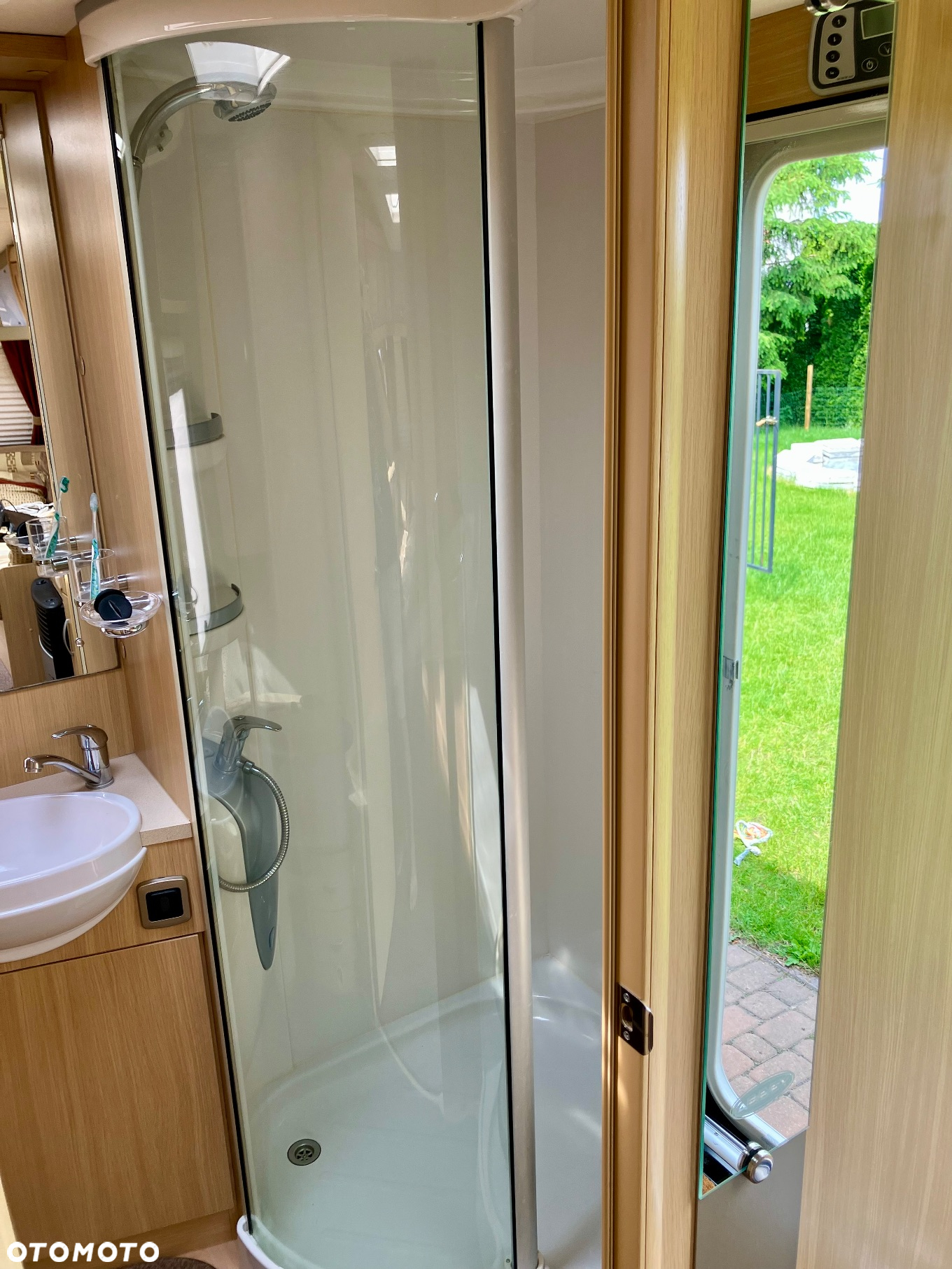 SWIFT Abbey gts 215 - 22