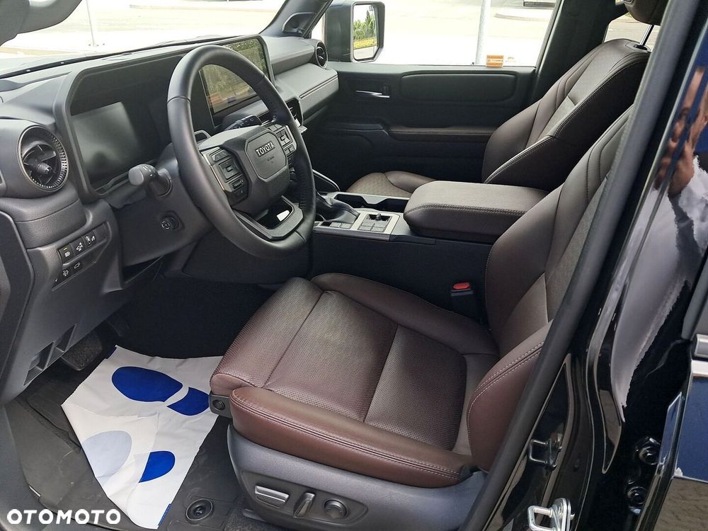 Toyota Land Cruiser LC 2.8 D-4D Executive - 12