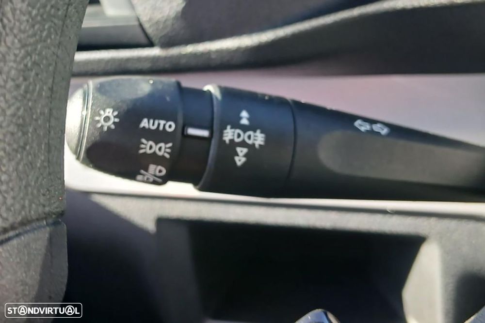 Opel vivaro 2.0 cdti l3h1 essentia - 9