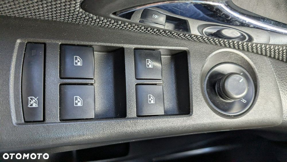 Chevrolet Cruze - 30