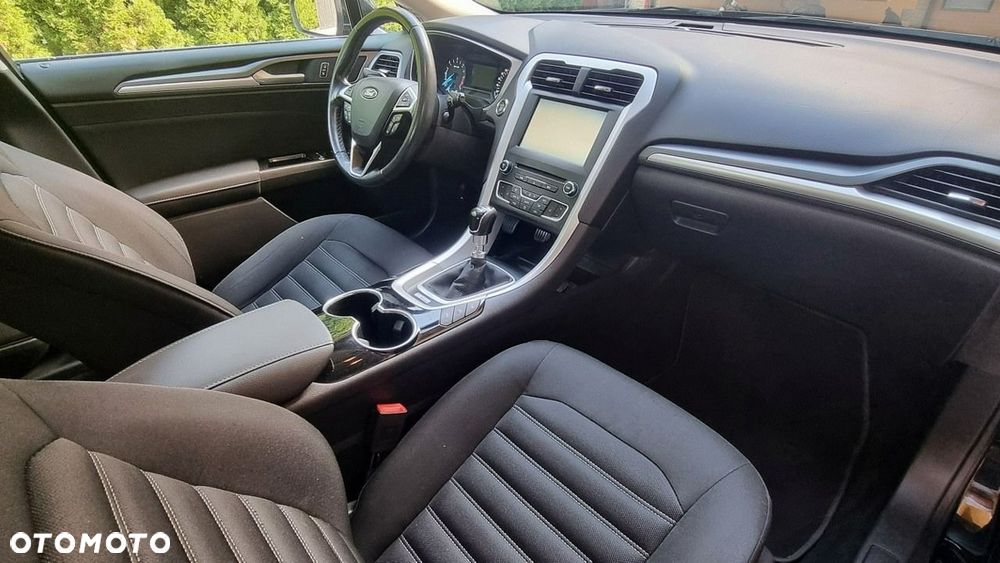 Ford Mondeo - 13