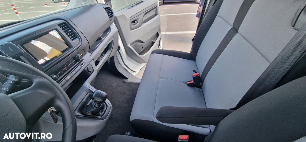 Toyota Proace 1.5 D-4D 120CP 8+1 L2H1 Base+ - 9