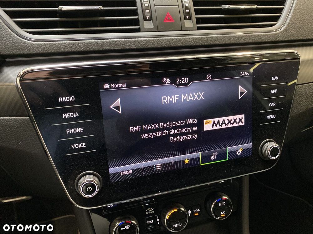 Skoda Superb 2.0 TDI SCR 4x4 Sportline DSG - 21