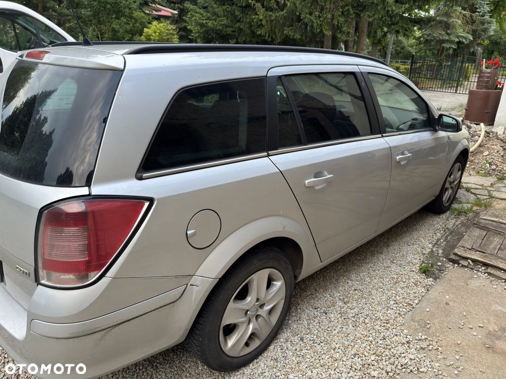 Opel Astra 1.3 CDTI 111 - 4