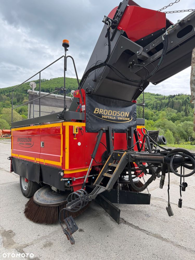 Inny SCANDIA STREETSWEEPER - 5