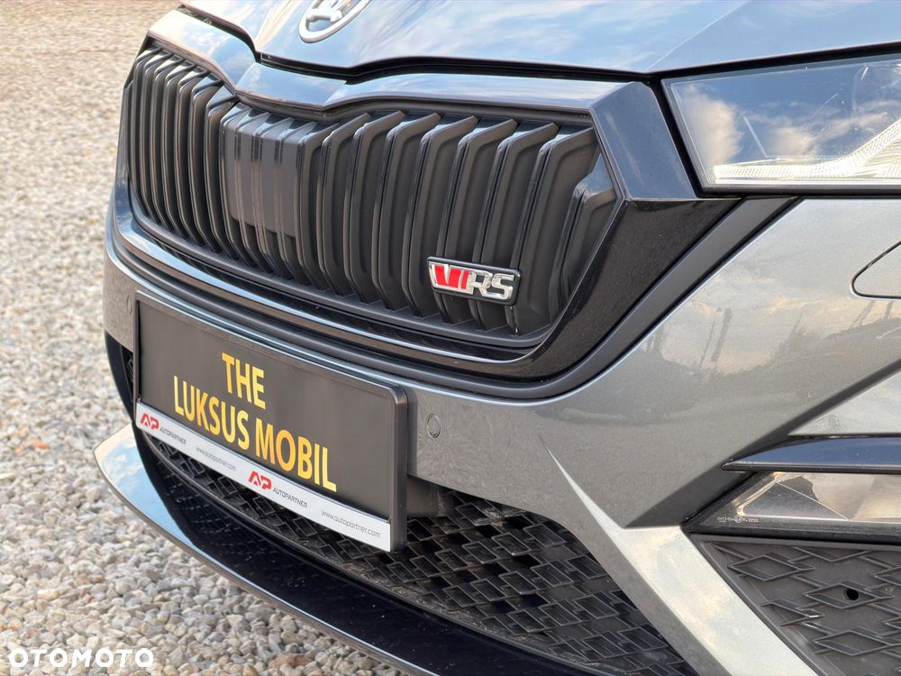 Skoda Octavia 2.0 TDI DSG RS - 8