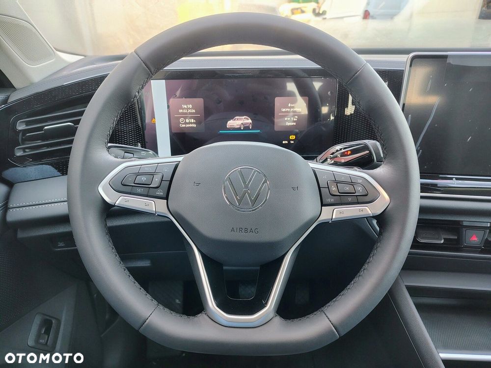 Volkswagen Tiguan - 13