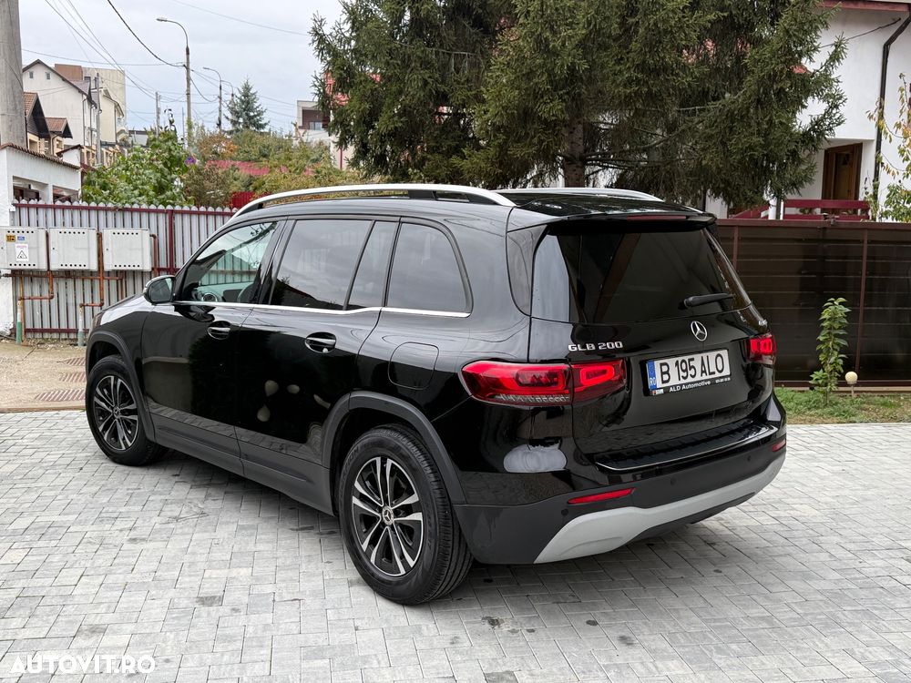 Mercedes-Benz GLB 200 4MATIC Aut. - 2