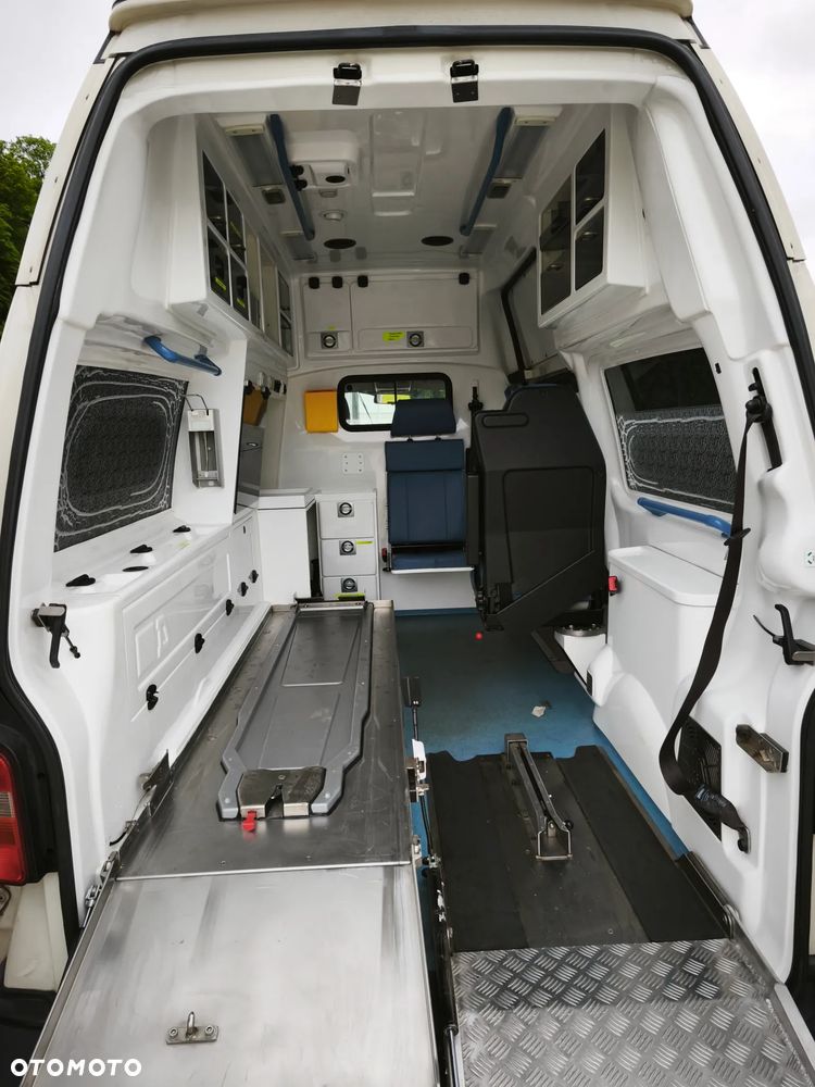 Volkswagen T5 2.5tdi 4x4 4-motion Klima Ambulans Karetka Inwalida TOP TOP - 12