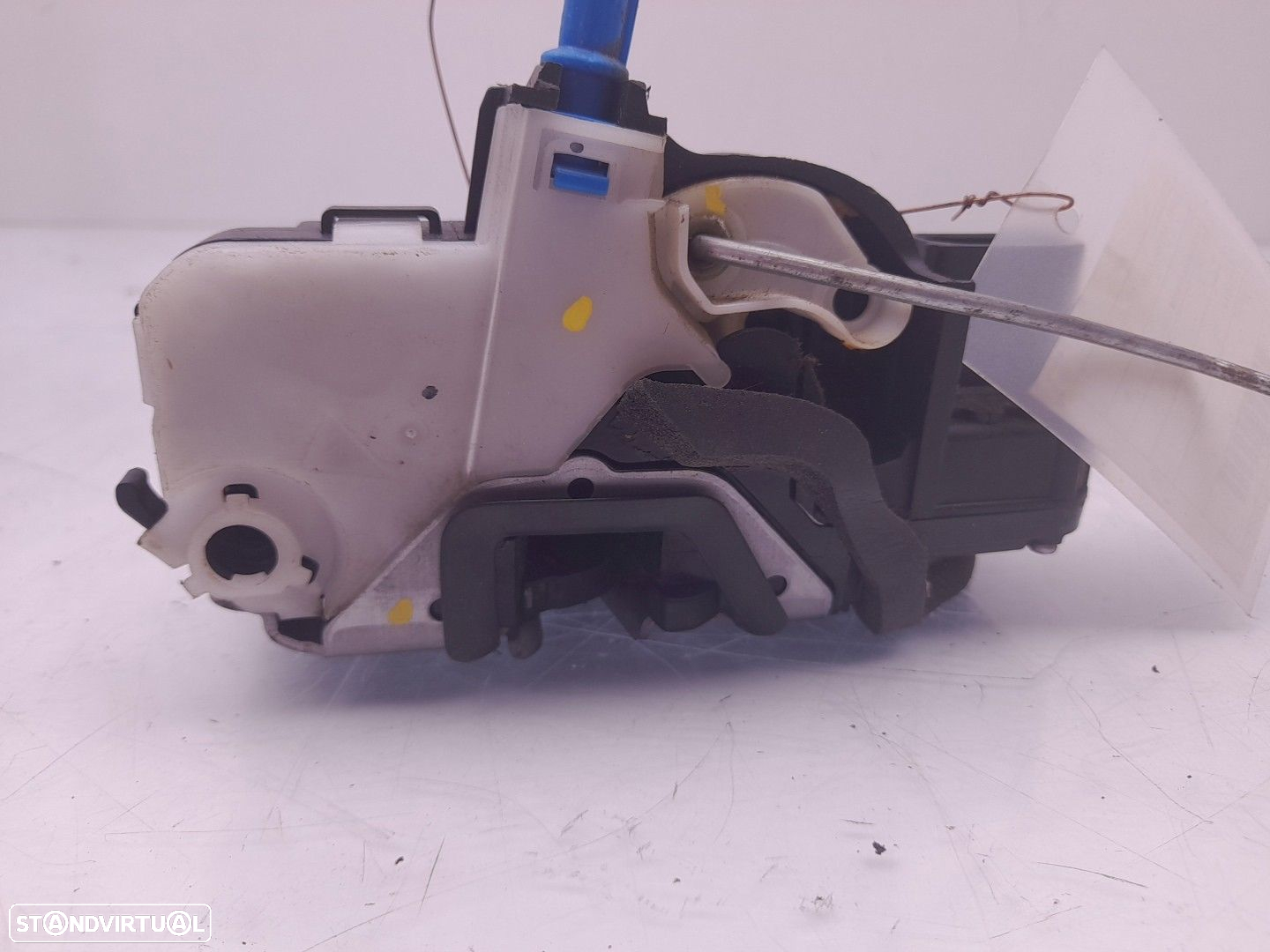 Fechadura / fecho porta frente direito OPEL Astra J - 3