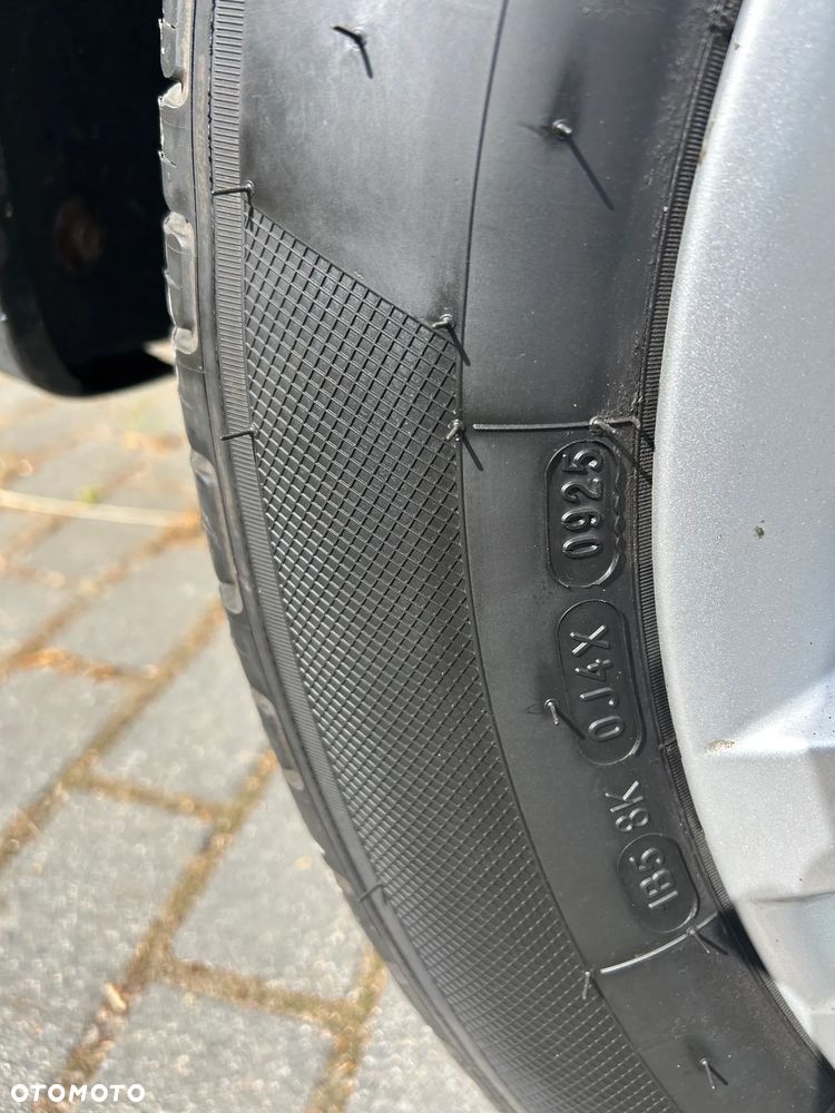 BMW X1 xDrive20d xLine - 25