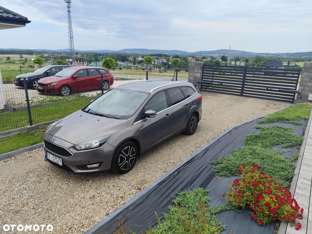 Ford Focus 1.0 EcoBoost Trend - 4