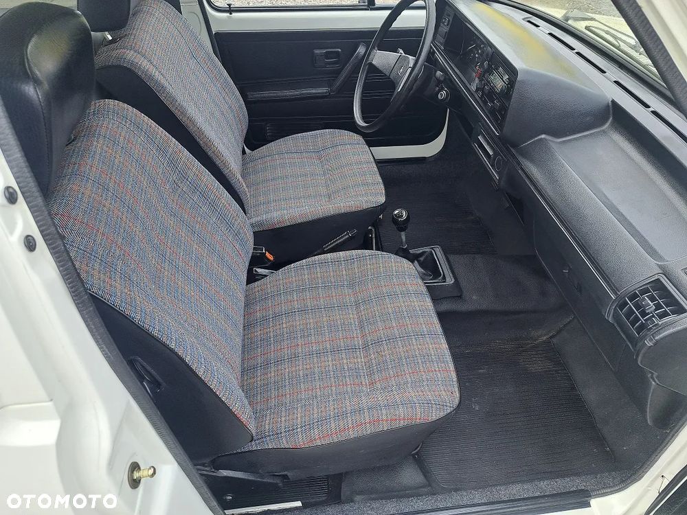 Volkswagen Caddy - 9