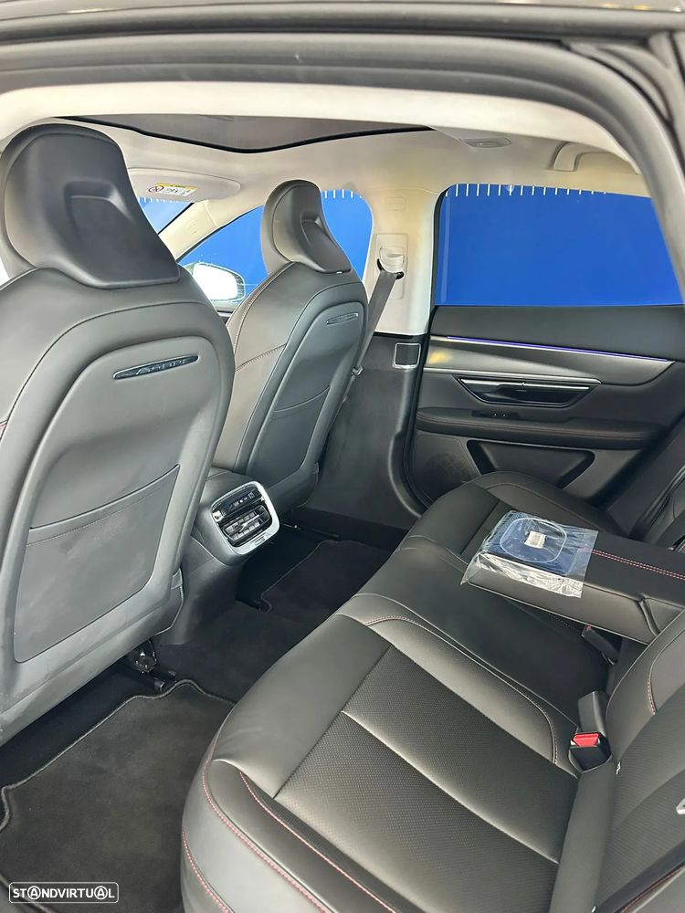 Xpeng P7i 86.2 kWh AWD Performance - 8