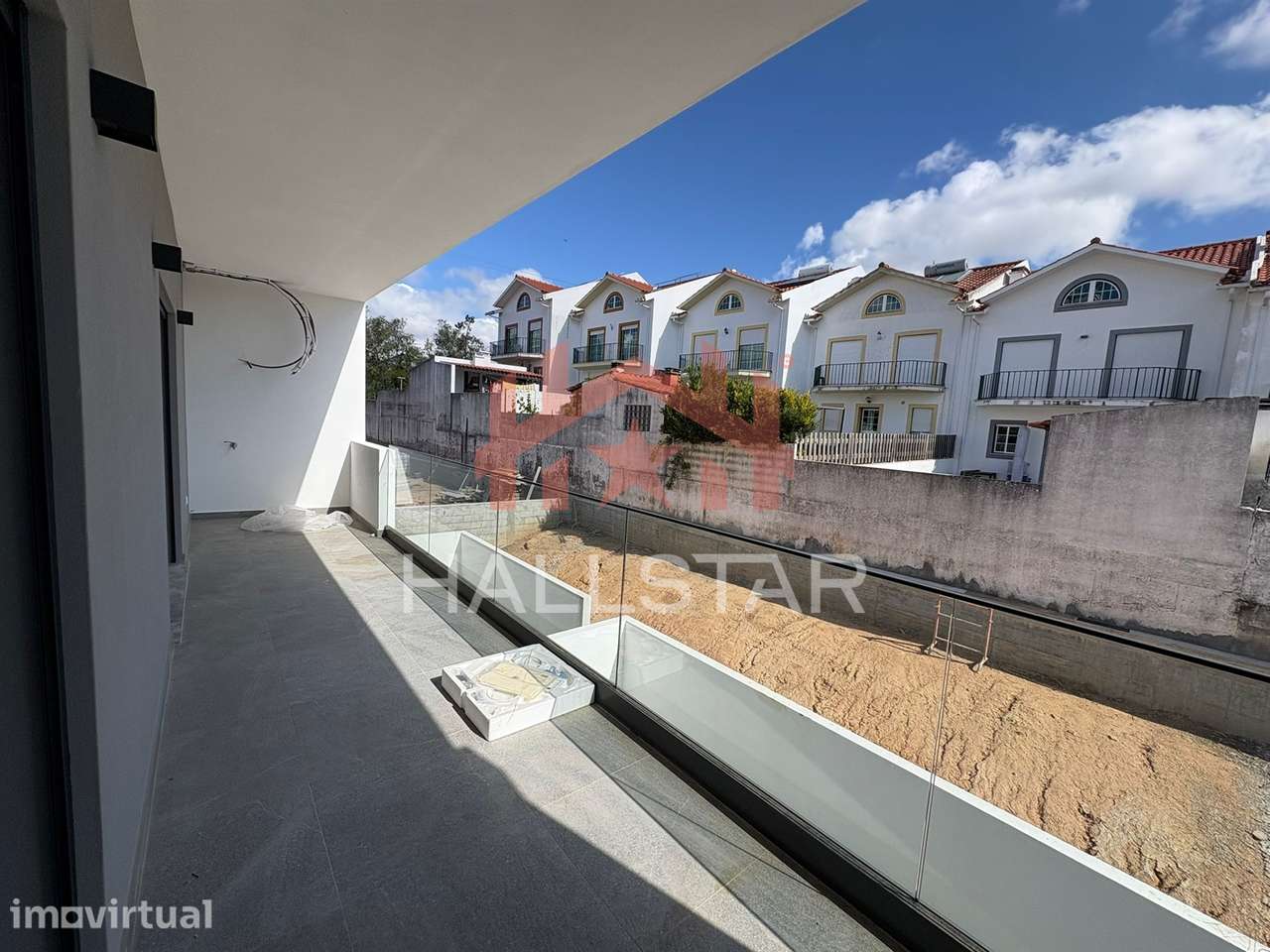 Apartamento T1 + T0 / Varanda com Churrasqueira / Boa Vista - Grande imagem: 4/20